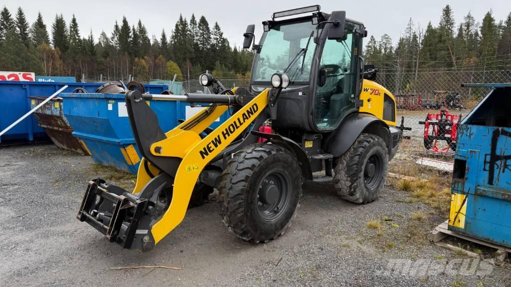New Holland W70C Фронтальні навантажувачі