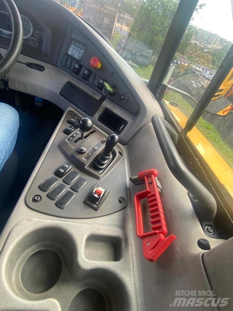 Volvo A 30 G Зчленовані самоскиди