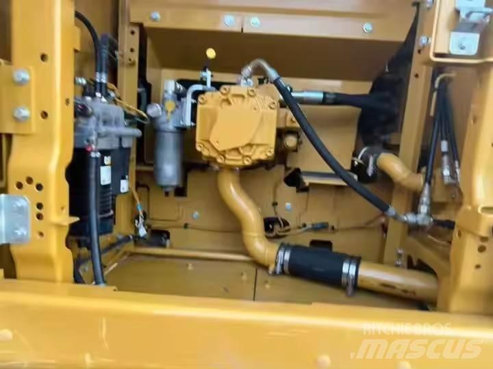 CAT CAT320GC Гусеничні екскаватори