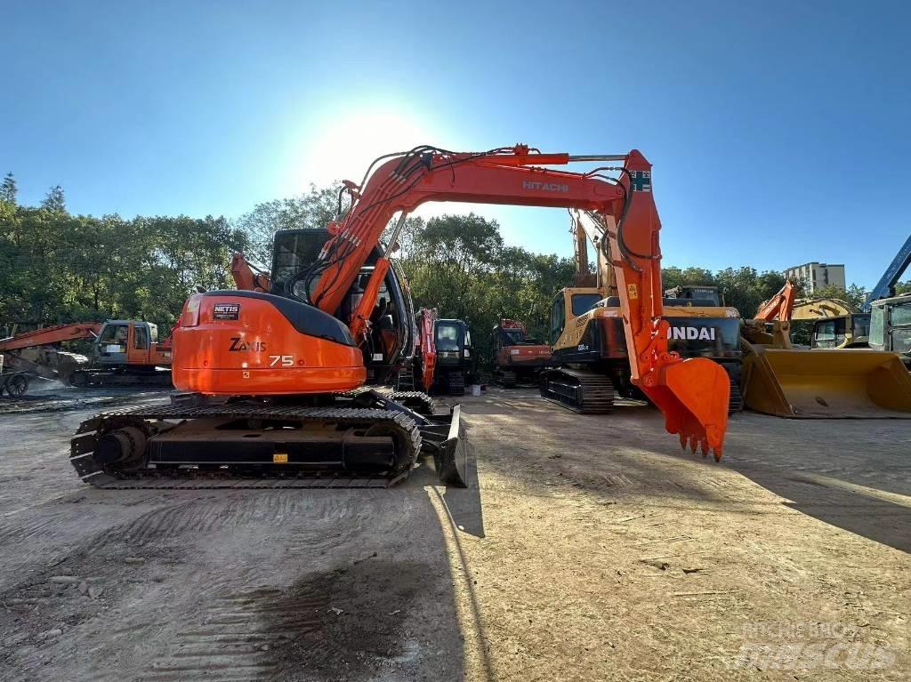 Hitachi ZX 75 Середні екскаватори 7т. - 12т.