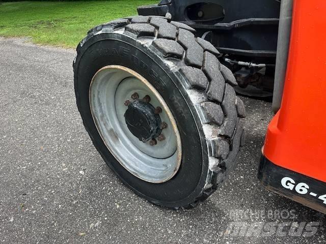 JLG G 6-42 A Телескопічні навантажувачі
