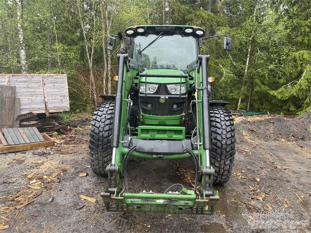 John Deere 6125 R Трактори