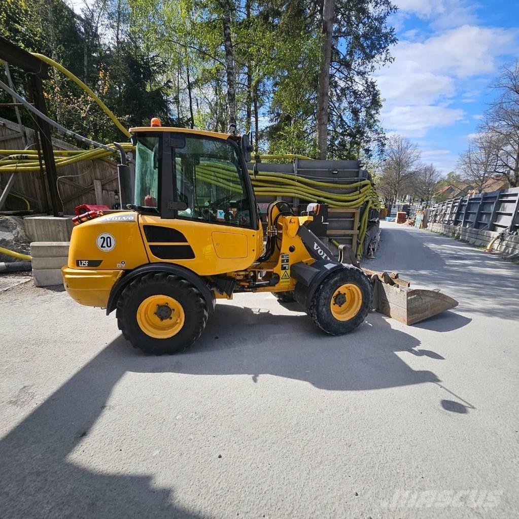 Volvo L25f Фронтальні навантажувачі