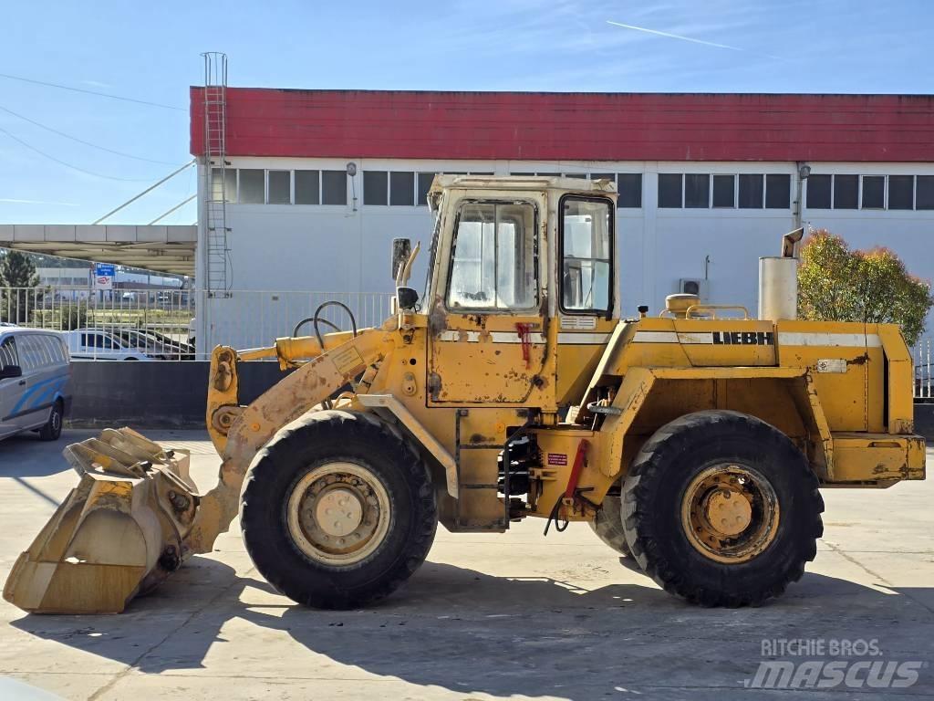 Liebherr L521 Фронтальні навантажувачі