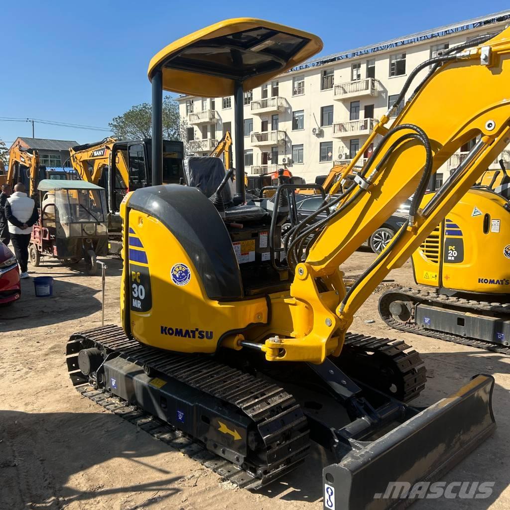 Komatsu PC 30 Міні-екскаватори < 7т