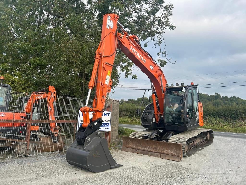 Hitachi ZX 135 US-6 Гусеничні екскаватори
