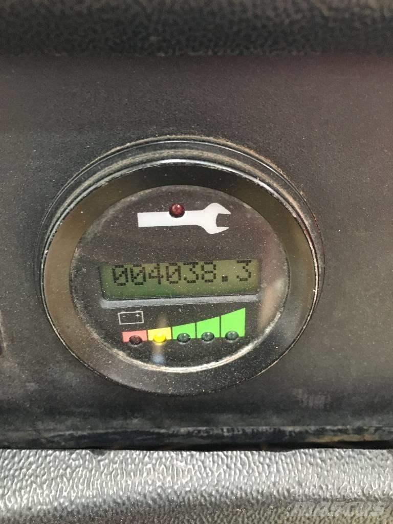 Hyster R30XMF2 Висотні комісіонери