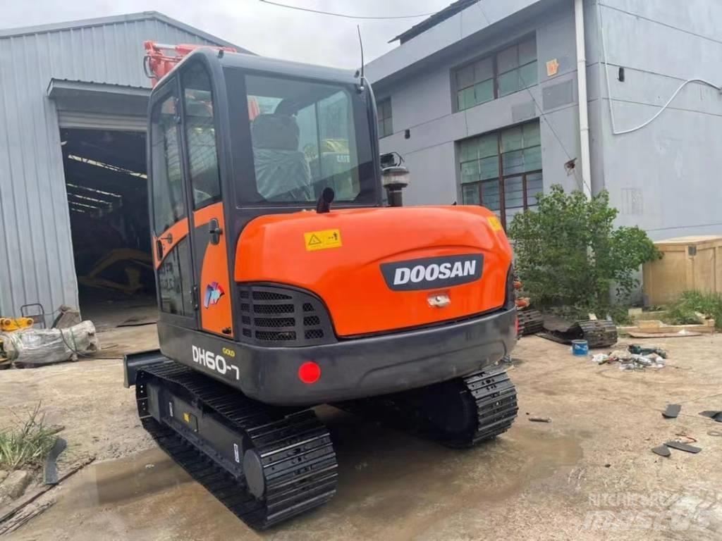 Doosan DH 60-7 Міні-екскаватори < 7т