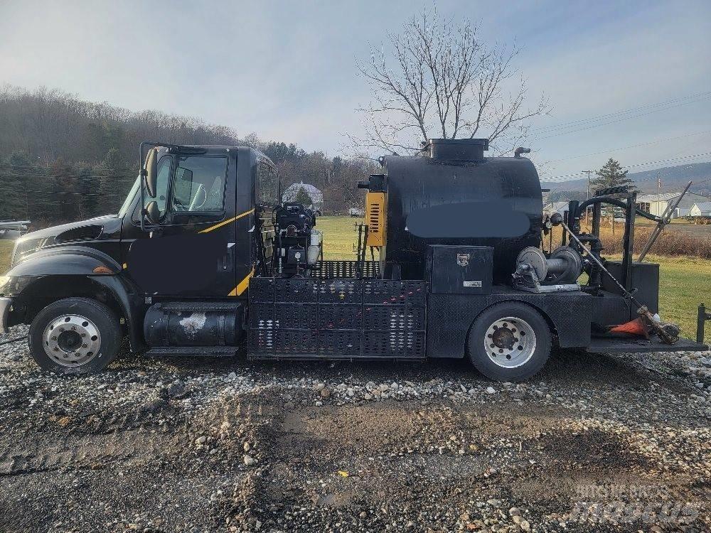 International 4300 Вантажівки / спеціальні