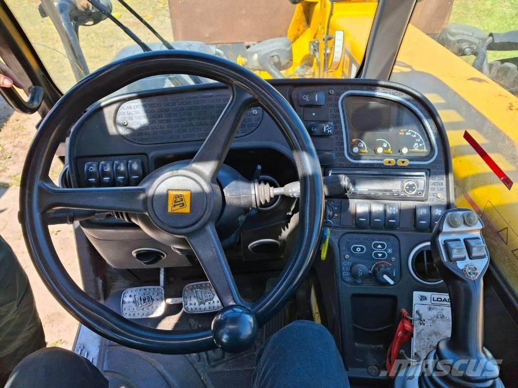 JCB 560-80 Agri Plus Телескопічні фронтальні навантажувачі