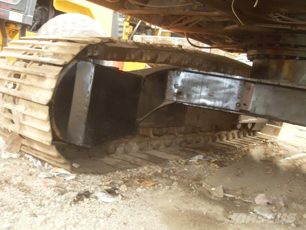 Hitachi EX 200-1 Гусеничні екскаватори