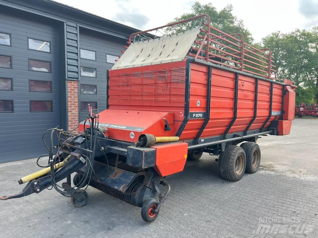 Deutz Fahr F 570 Причепи із самозавантаженням