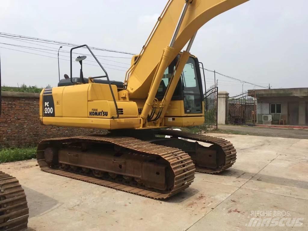 Komatsu pc200-8 Гусеничні екскаватори