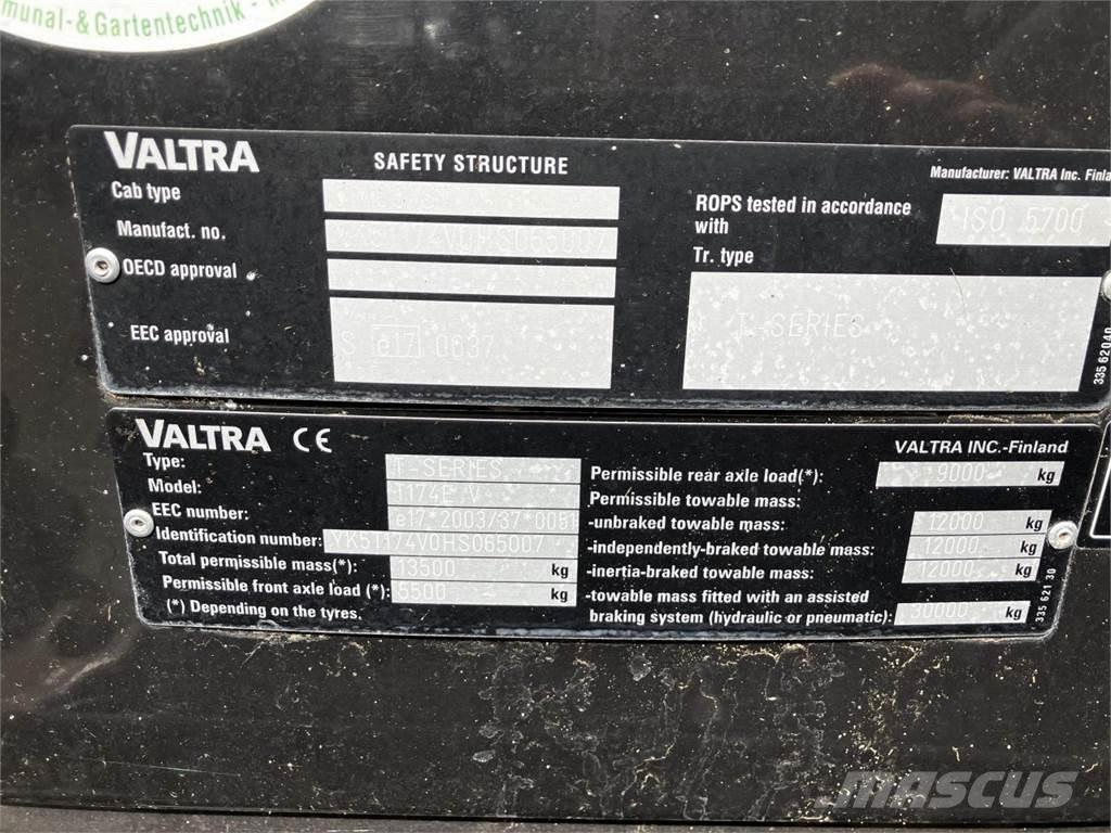 Valtra T174 Versu Трактори