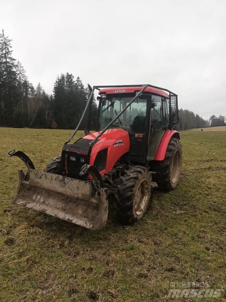 Zetor Proxima 8441 Трактори