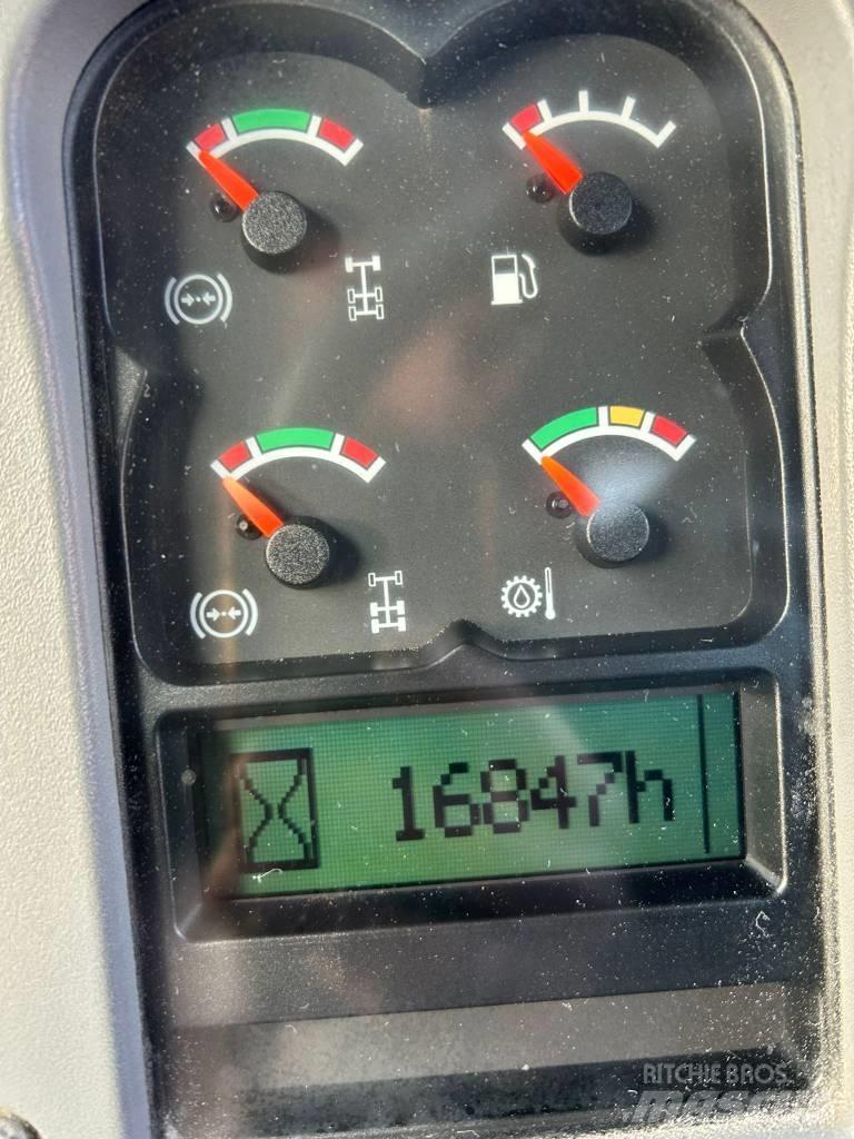 Volvo A 25 D Зчленовані самоскиди