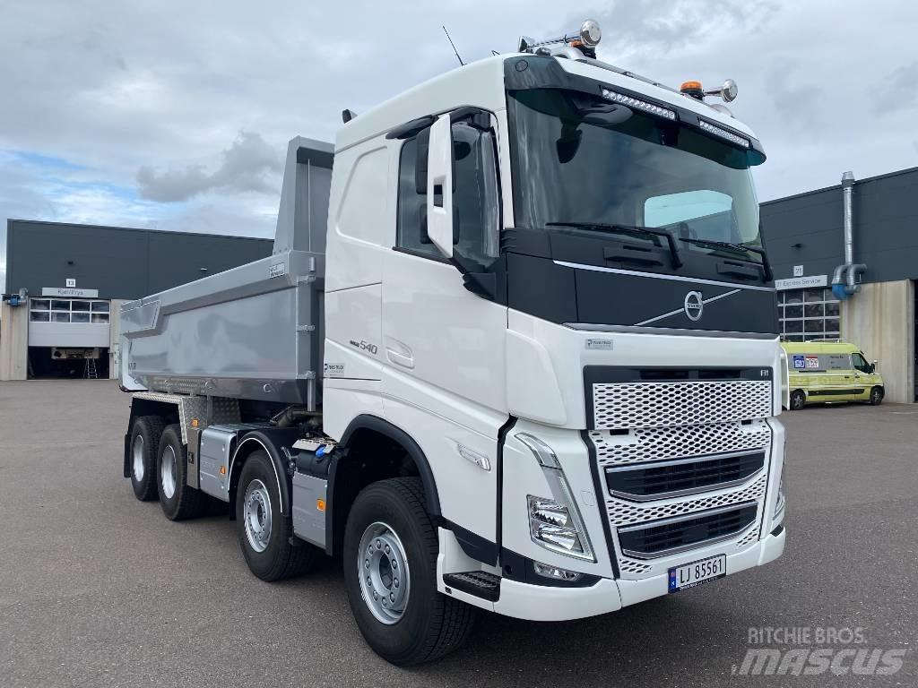 Volvo FH540 8x4 Самоскиди