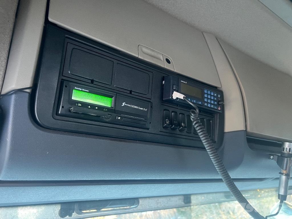 Scania R 560 Тягачі