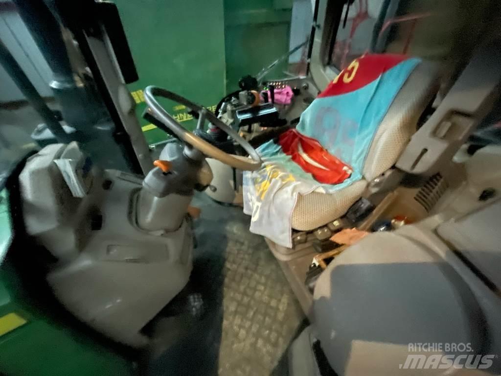 John Deere 6100 M Трактори