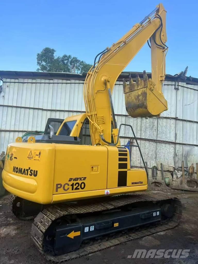 Komatsu PC 120 Гусеничні екскаватори