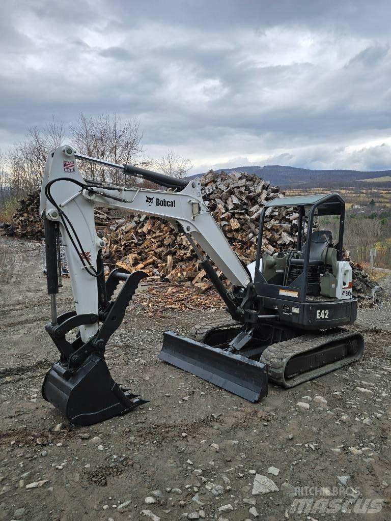 Bobcat E 42 Міні-екскаватори < 7т