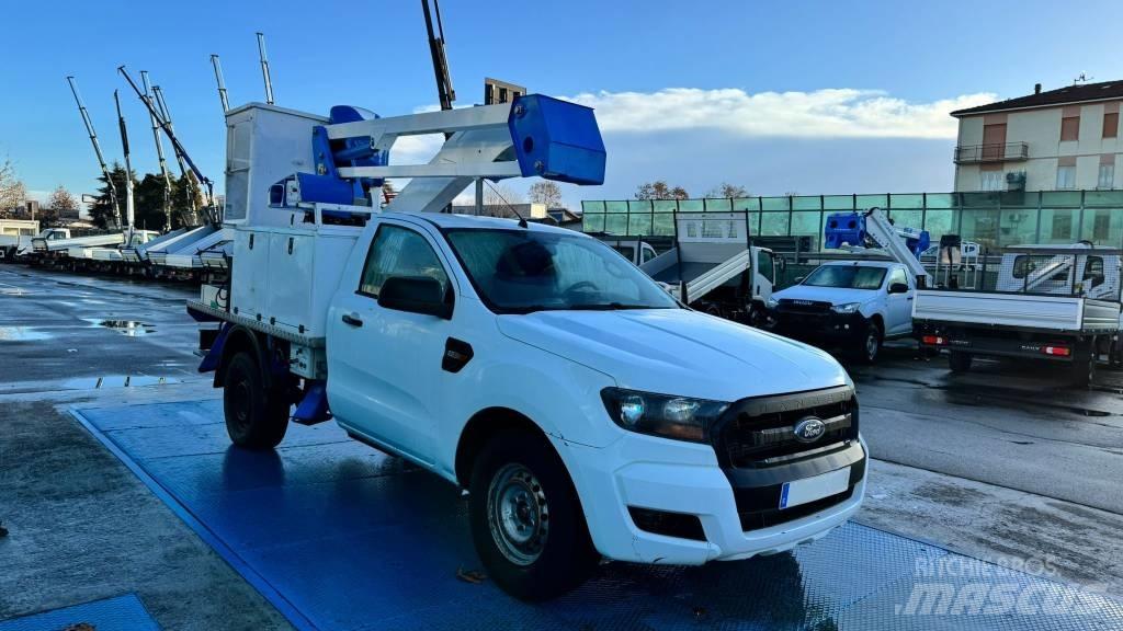Socage 14A Автовишки на базі вантажівки
