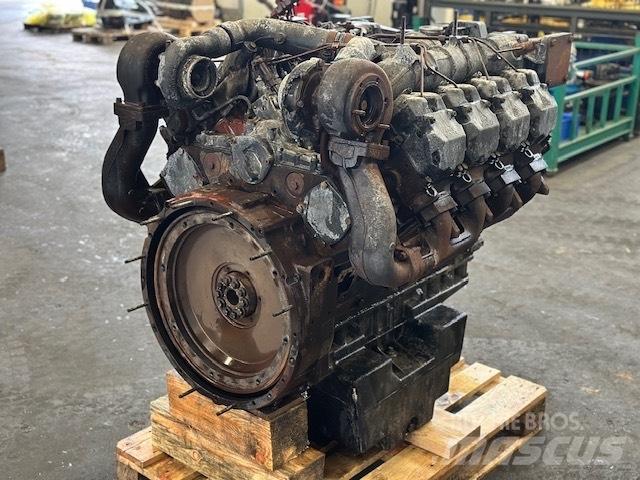 Deutz TCD2015 V08 Двигуни