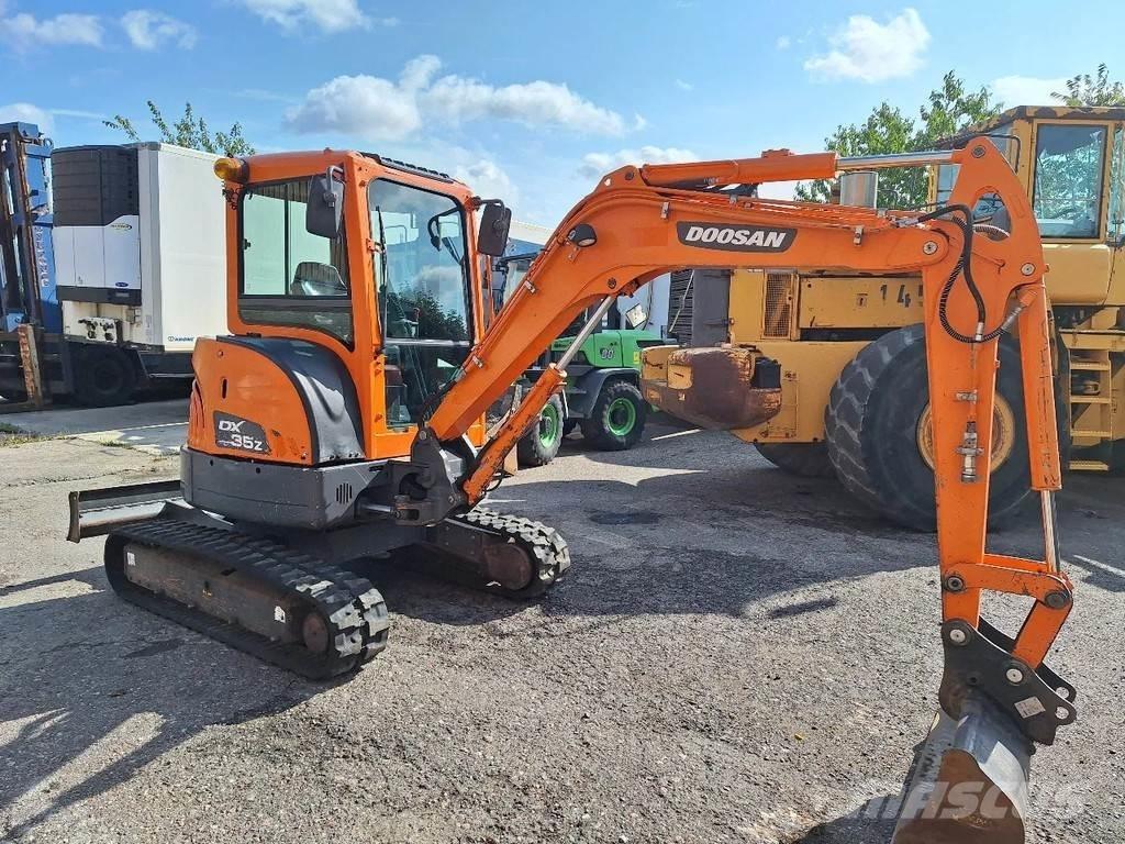 Doosan DX35Z Міні-екскаватори < 7т