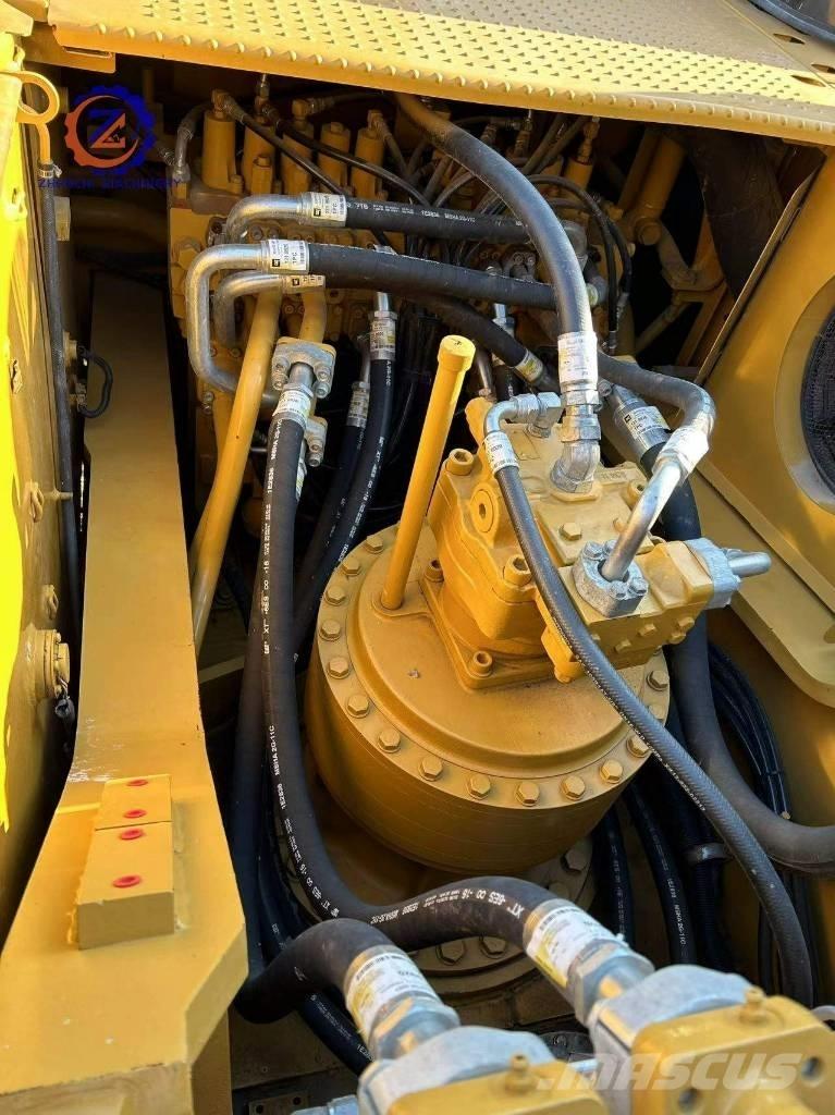 CAT 330 D2 LC Гусеничні екскаватори