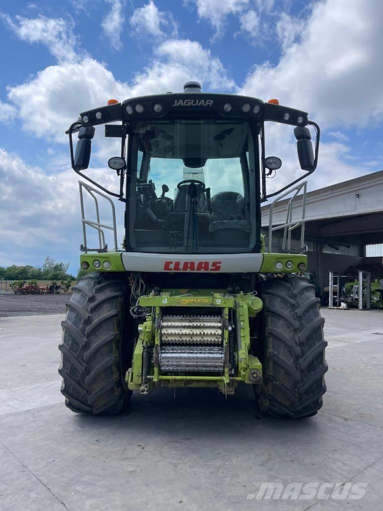 CLAAS Jaguar 990 Кормозбиральні комбайни
