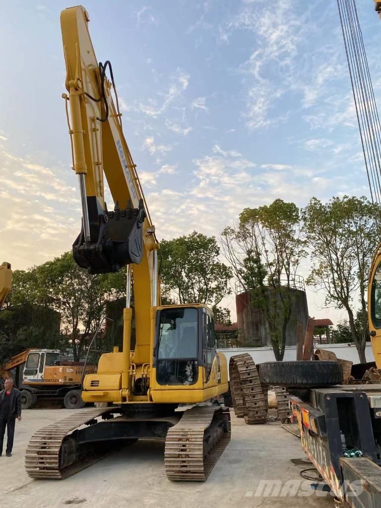 Komatsu PC 220 Гусеничні екскаватори