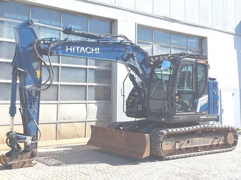 Hitachi ZX 135 US-7 Гусеничні екскаватори