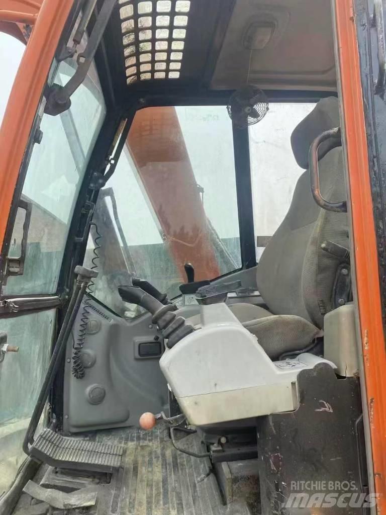 Doosan DX 80 Середні екскаватори 7т. - 12т.