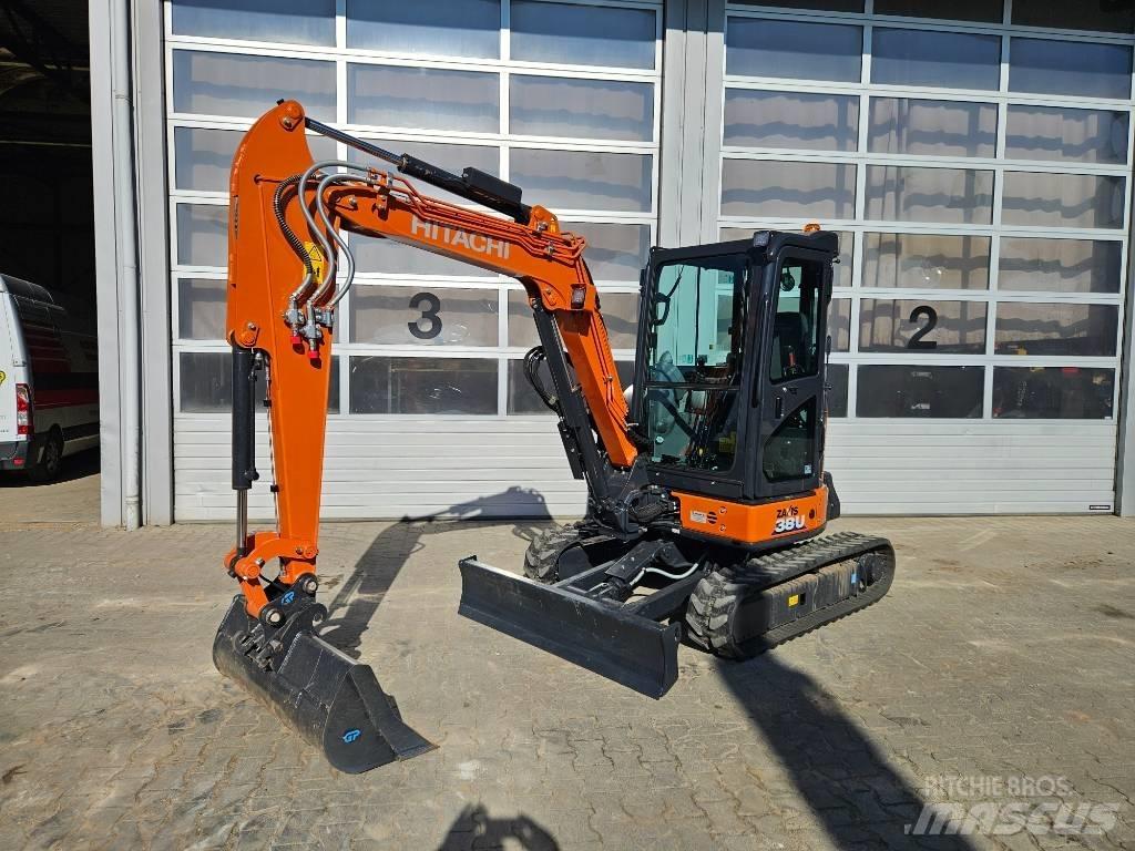 Hitachi ZX38U-6 Міні-екскаватори < 7т