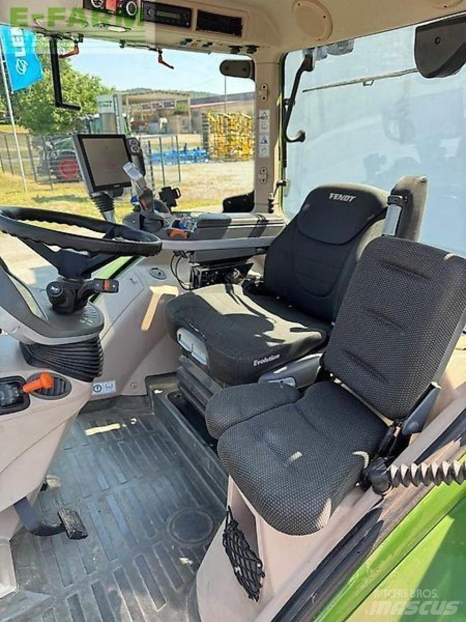 Fendt 724 s4 profi+ Трактори