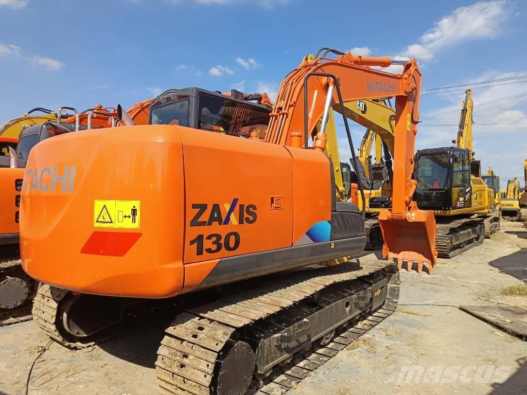 Hitachi Zx130 Гусеничні екскаватори
