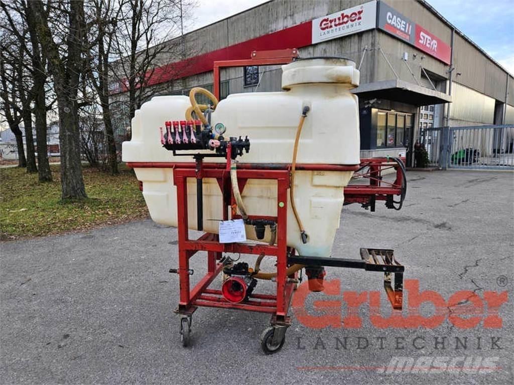 Schmotzer 800 l Причіпні обприскувачі