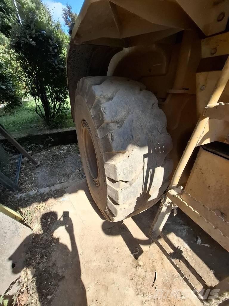 CAT 930 G Фронтальні навантажувачі