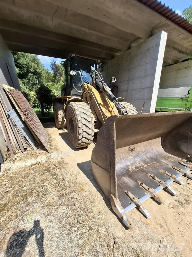CAT 930 G Фронтальні навантажувачі