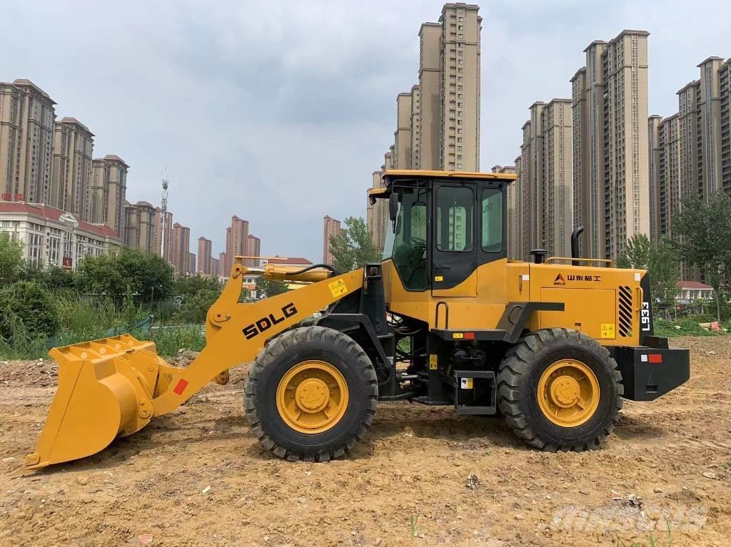 SDLG L 933 Фронтальні навантажувачі