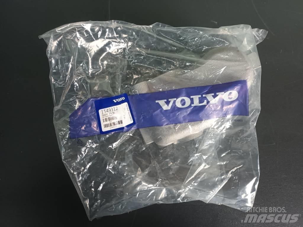 Volvo PIPE 1549312 Двигуни