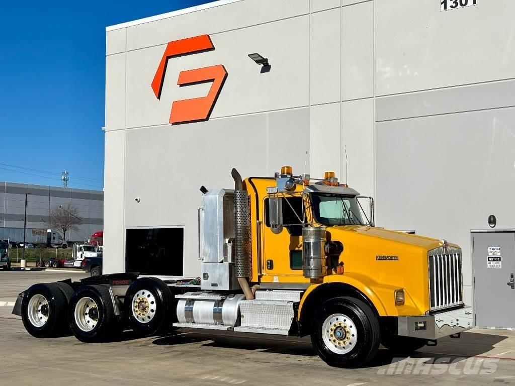 Kenworth T 800 Тягачі
