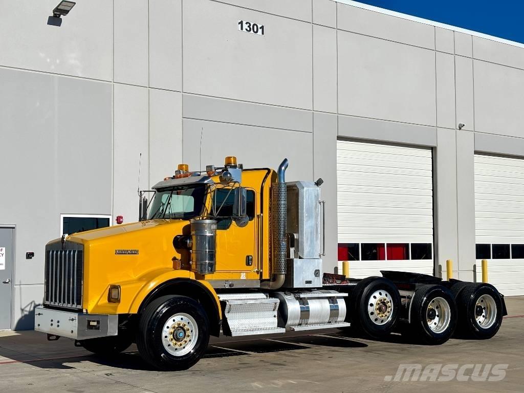 Kenworth T 800 Тягачі