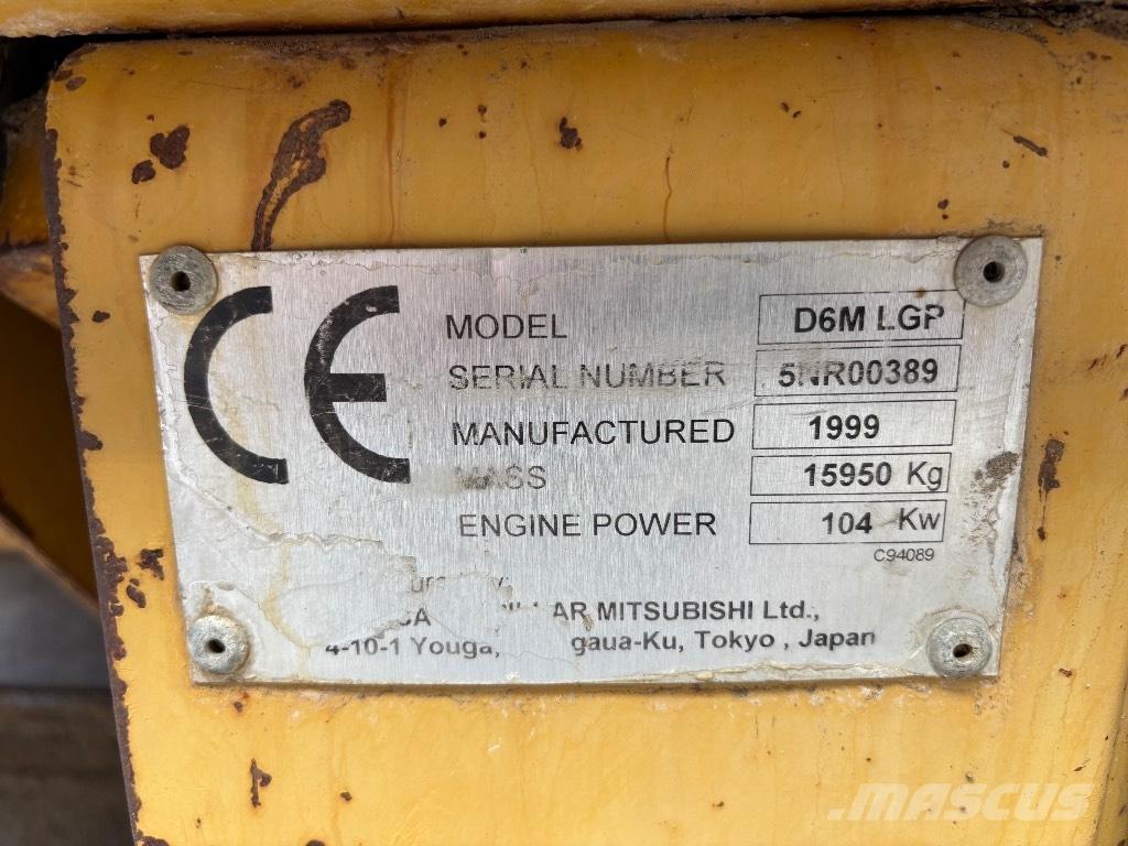 CAT D 6 M LGP Гусеничні бульдозери