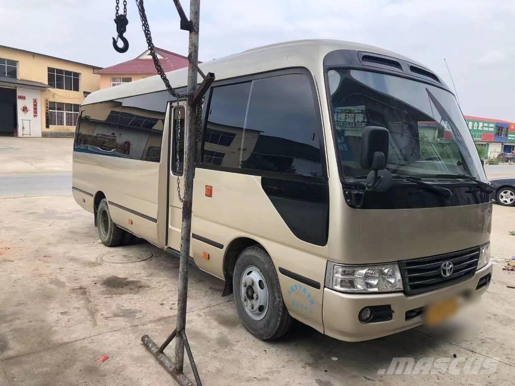 Toyota Coaster Bus Мікроавтобуси