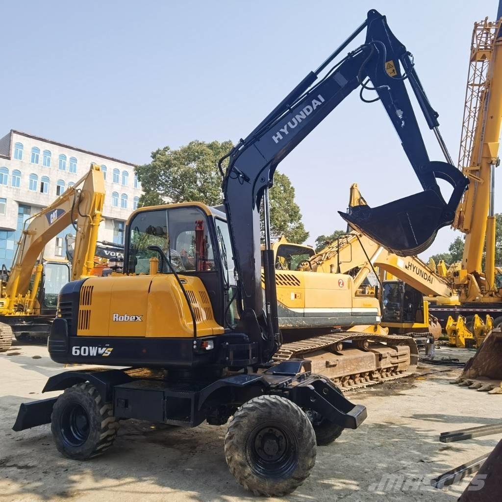 Hyundai R60W-9 Колісні екскаватори