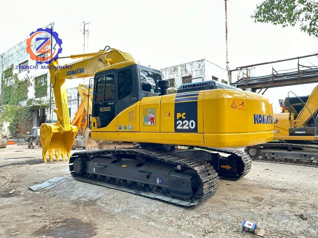 Komatsu PC 220-7 Гусеничні екскаватори