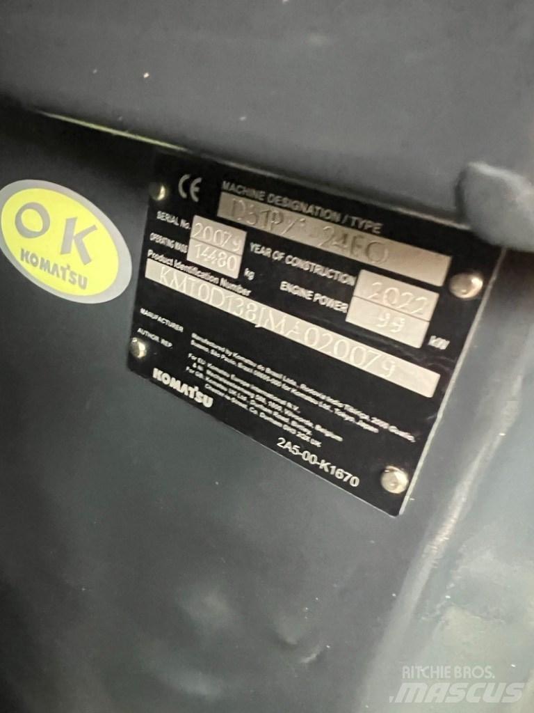 Komatsu D51PXI-24EO Гусеничні бульдозери