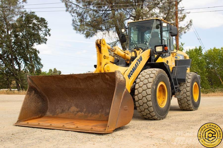 Komatsu WA 320-7 Фронтальні навантажувачі