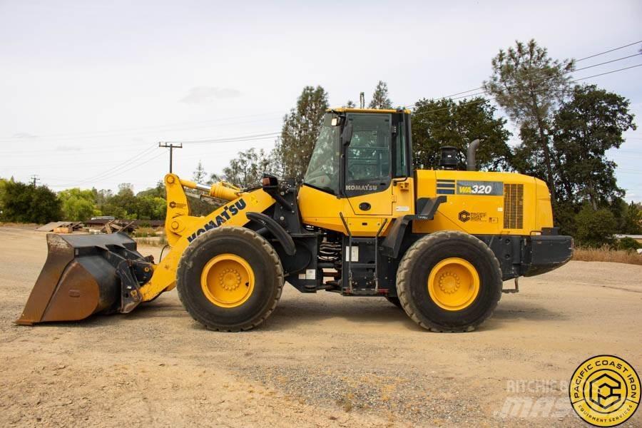 Komatsu WA 320-7 Фронтальні навантажувачі
